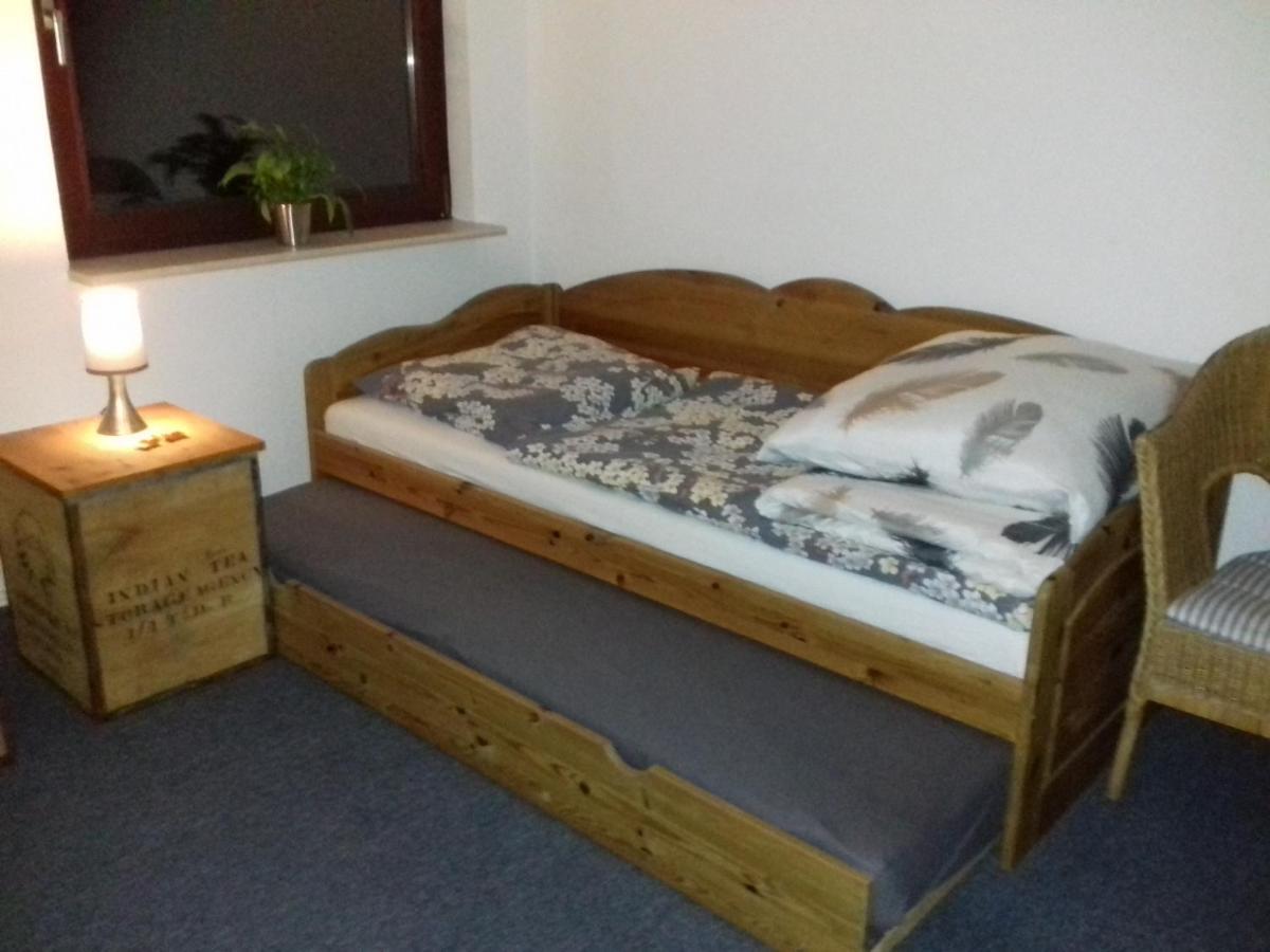 Ferienwohnung, Monteurwohnung Bis 6 Personen Rottorf ภายนอก รูปภาพ