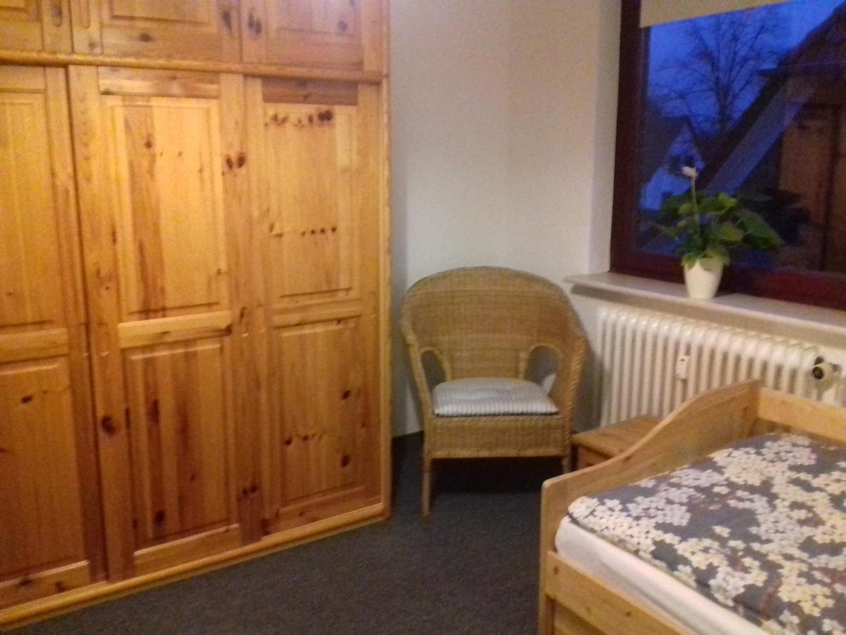 Ferienwohnung, Monteurwohnung Bis 6 Personen Rottorf ภายนอก รูปภาพ