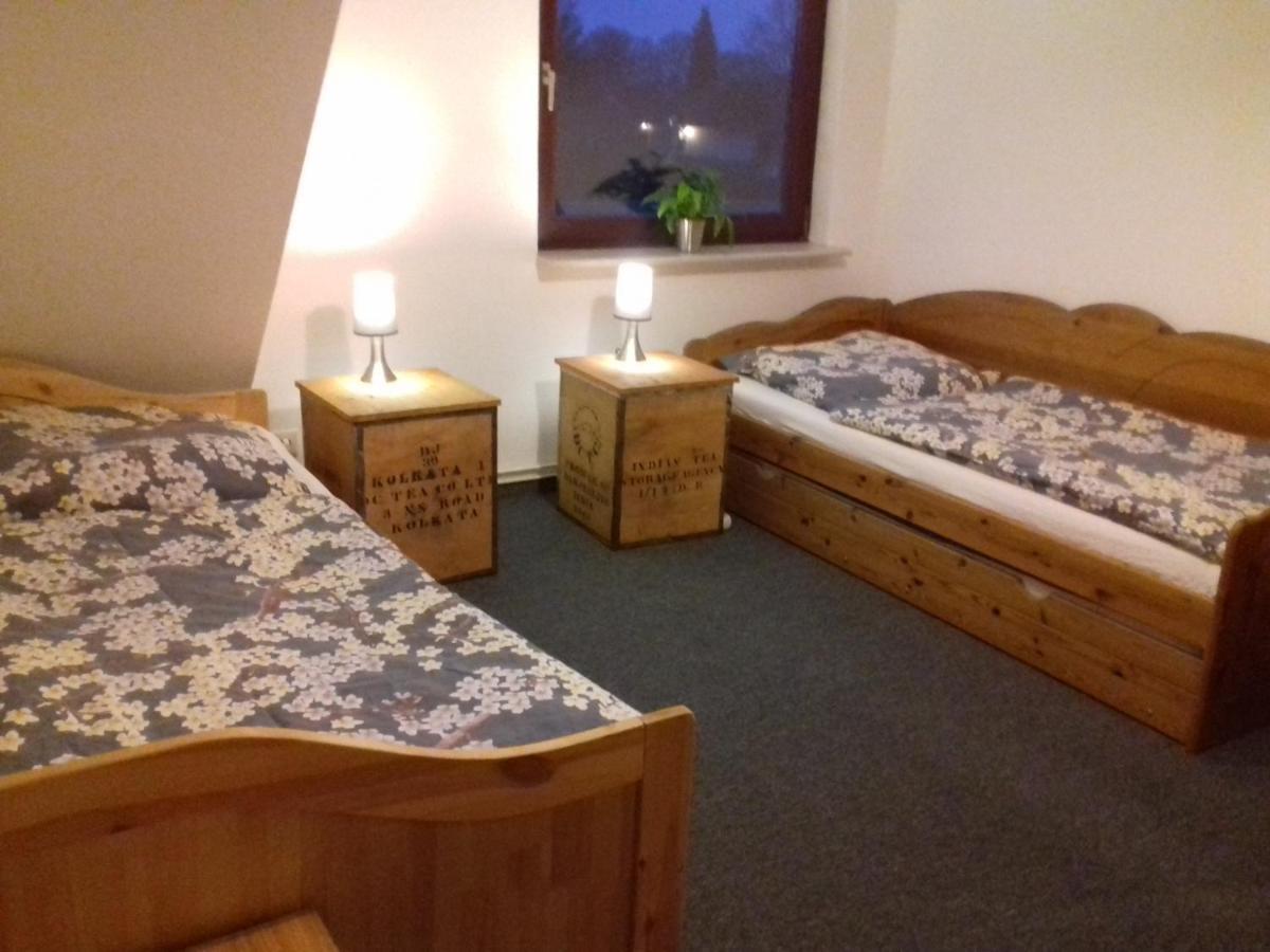 Ferienwohnung, Monteurwohnung Bis 6 Personen Rottorf ภายนอก รูปภาพ